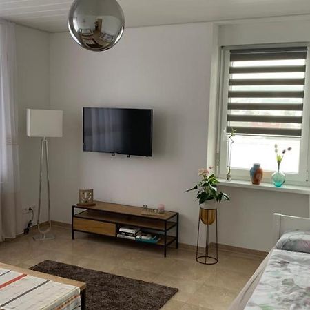 Grenznahe Ferienwohnung Mit 4 Schlafzimmern 格伦扎克·威伦 外观 照片